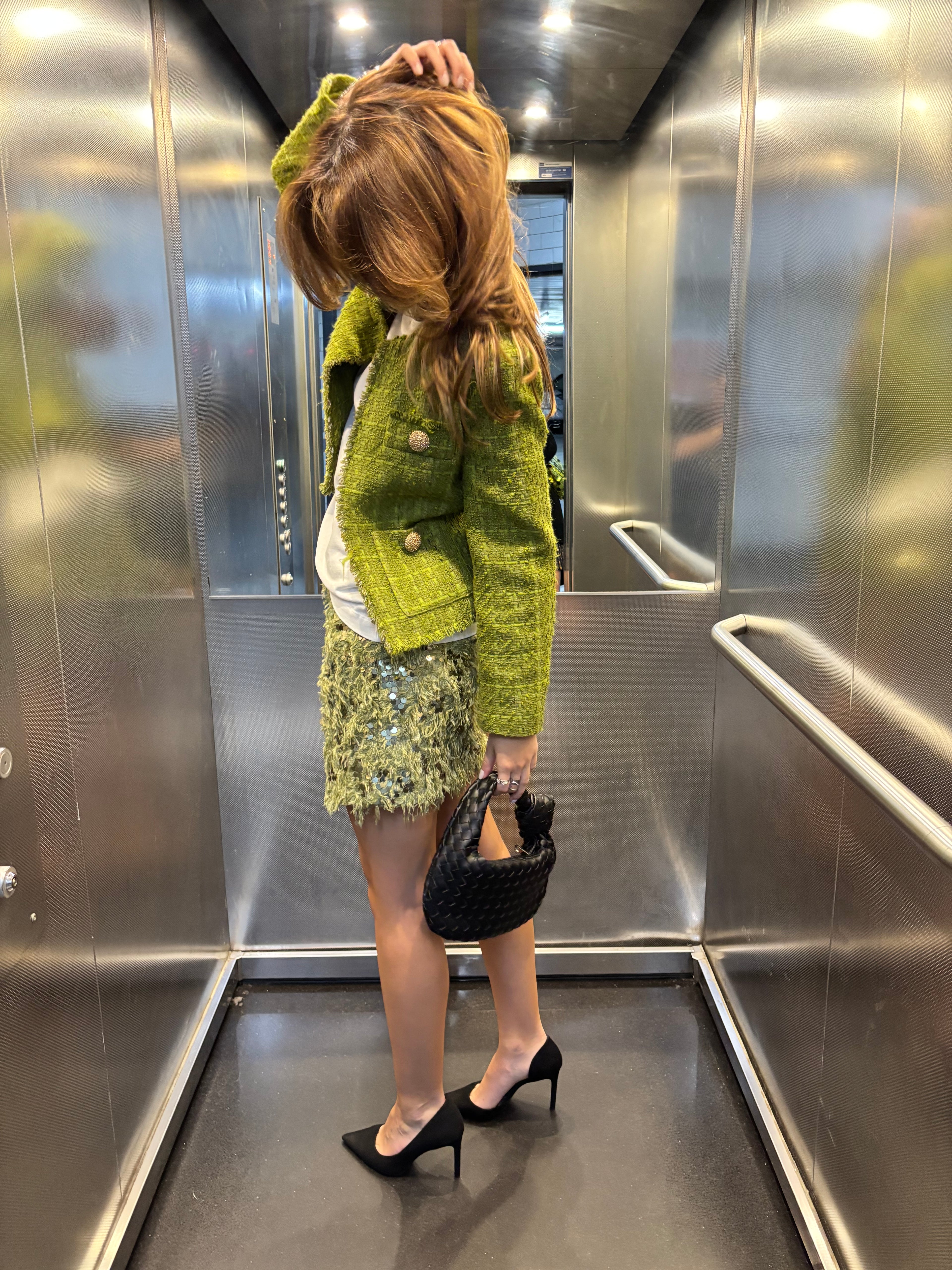 Jupe courte à sequins